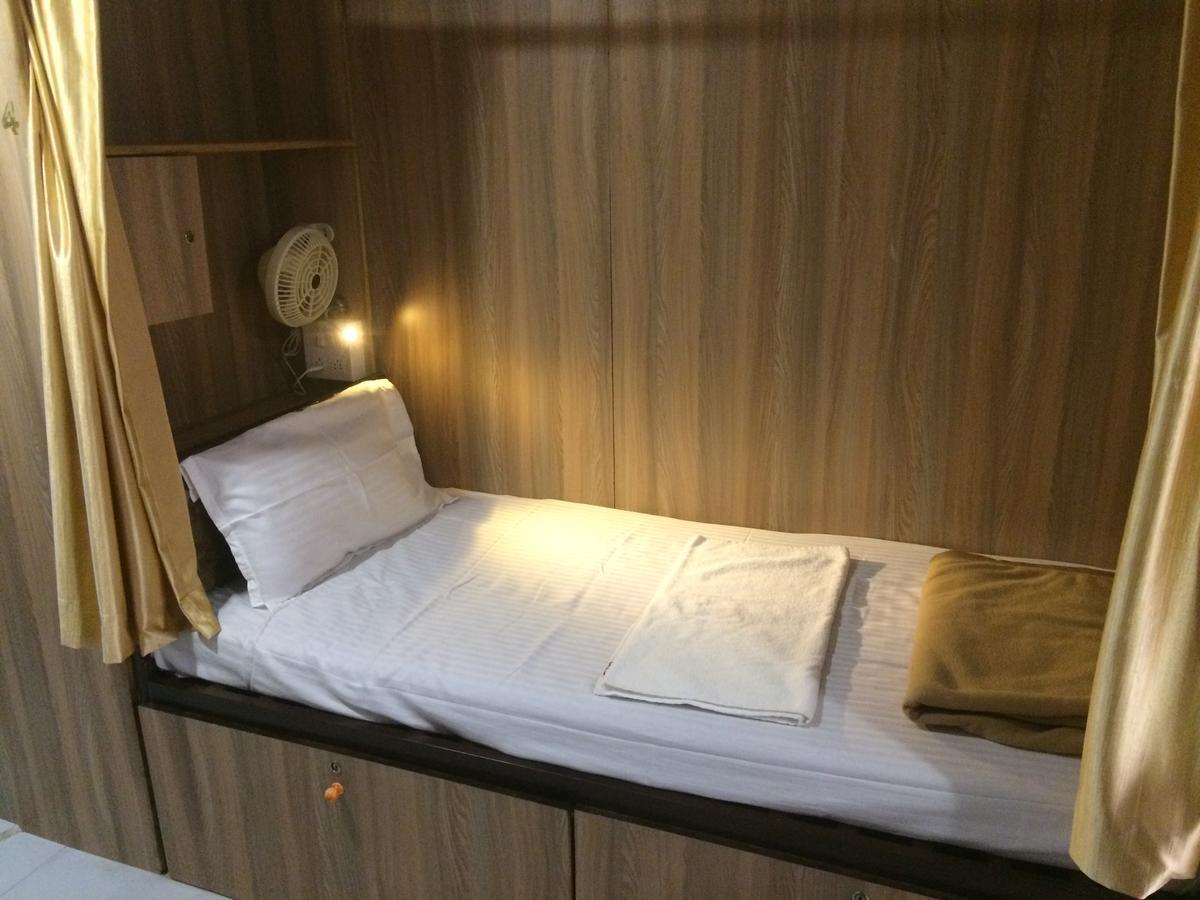 Single Bed in 10-Bed Dormitory Room